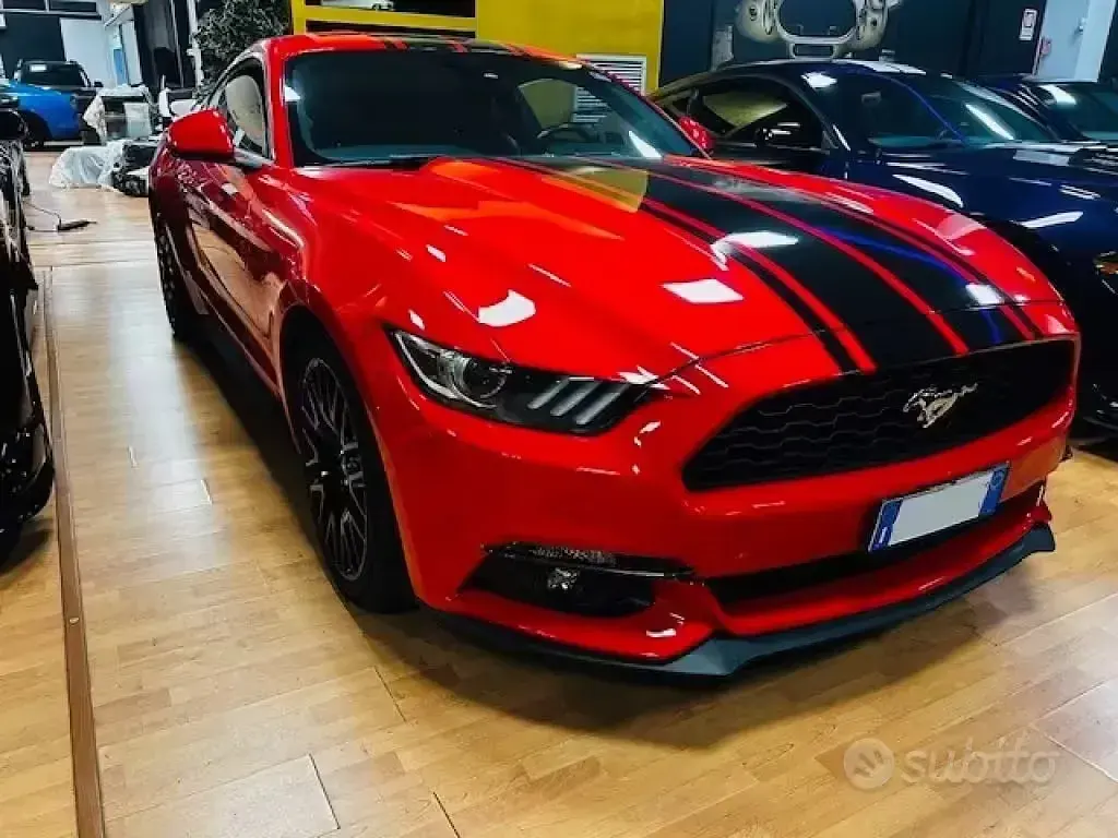 Usata Ford Mustang Fastback 317 CV (233 kW) 2016 Rosso Coupé