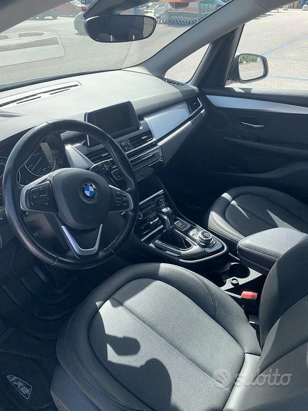 Usata BMW 216 Active Tourer 116 CV (85 kW) 2017 Bianco Monovolume