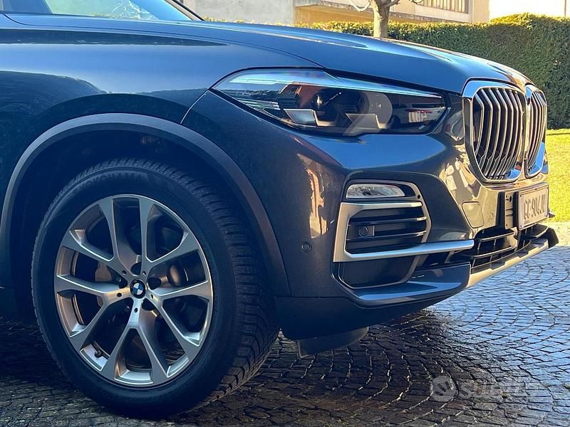 Usata BMW X5 xLine 265 CV (194 kW) 2020 Grigio SUV