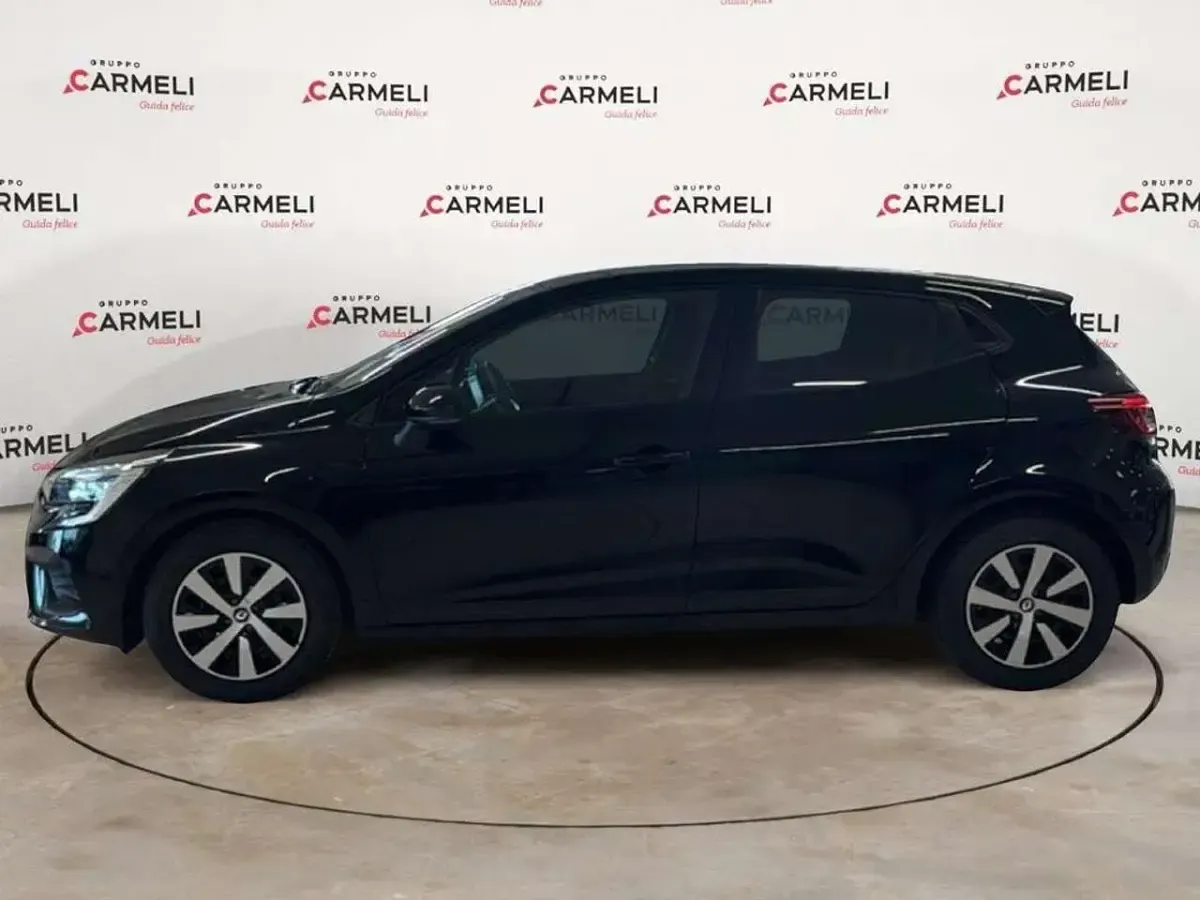 Usata Renault Clio V Equilibre 67 CV (49 kW) 2023 Nero etoilé Berlina