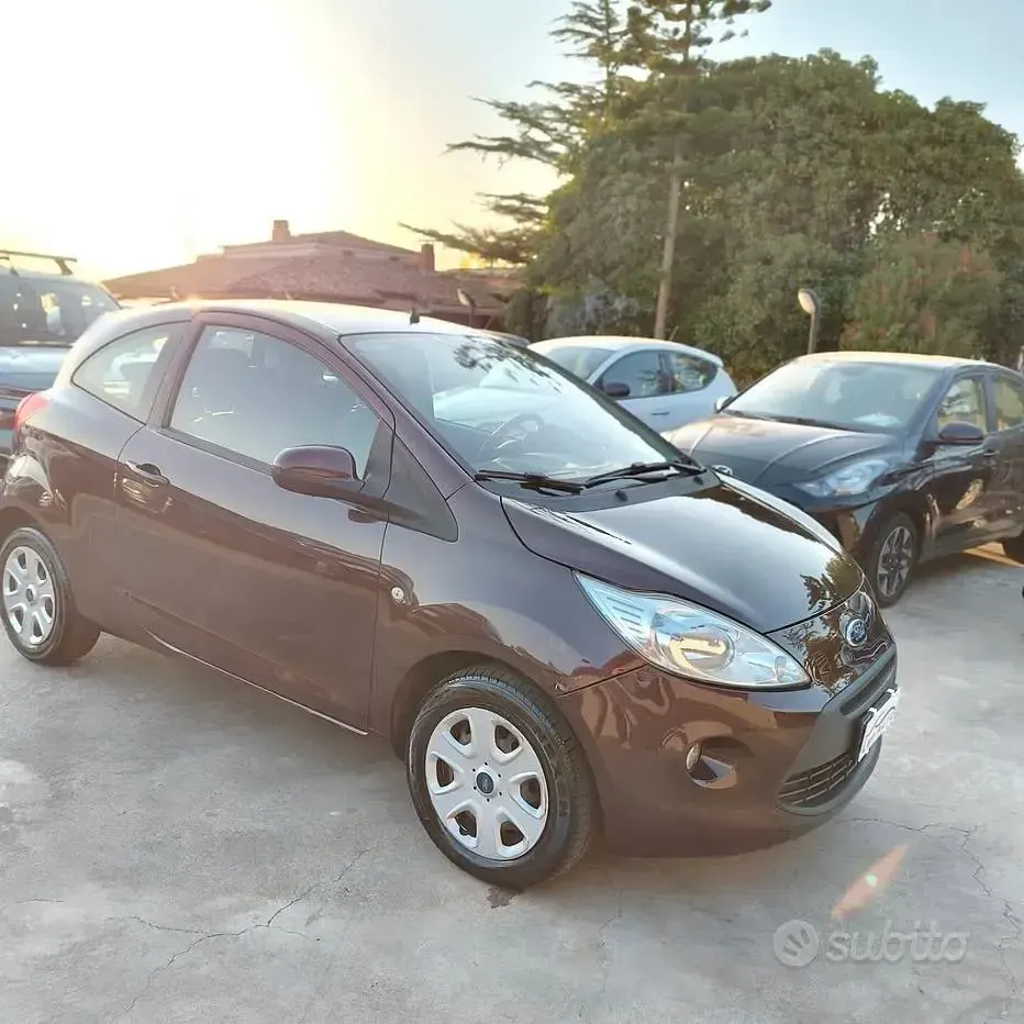Usata Ford Ka 69 CV (50 kW) 2011 Rosso Utilitaria