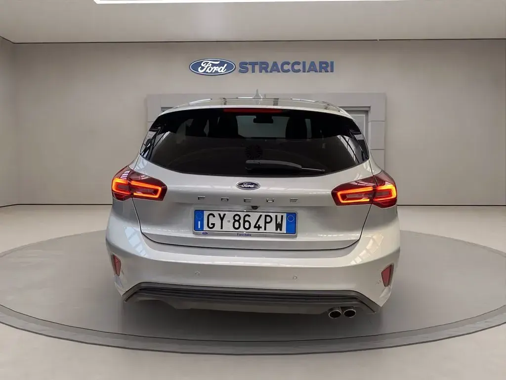 Usata Ford Focus ST-Line 116 CV (85 kW) 2025 Grigio metallizzato Berlina