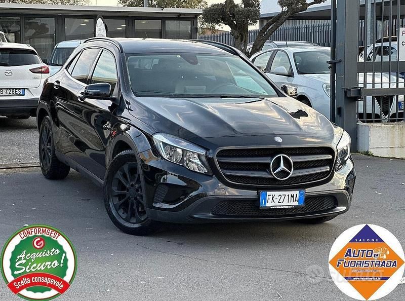 Usata Mercedes GLA180 Business 110 CV (80 kW) 2017 Nero SUV