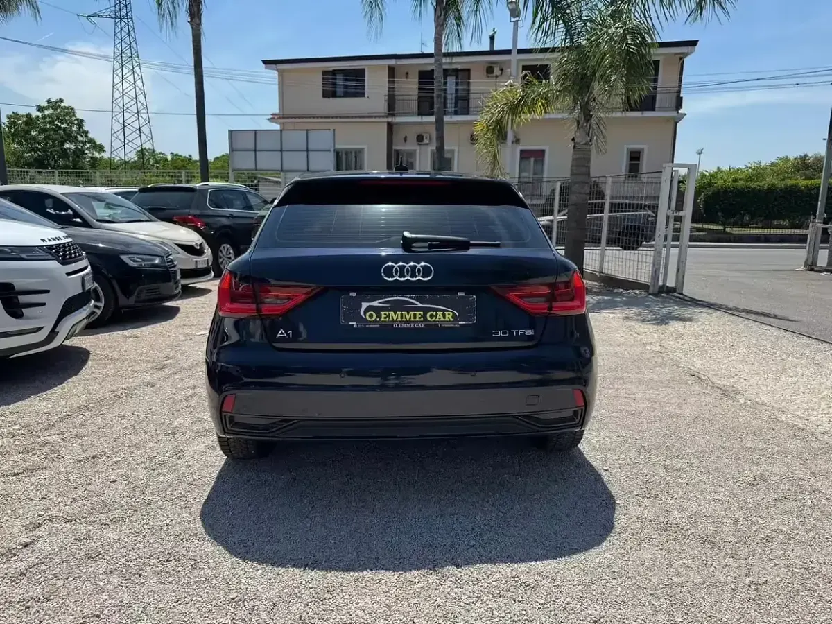 Usata Audi A1 116 CV (85 kW) 2019 Blu SUV