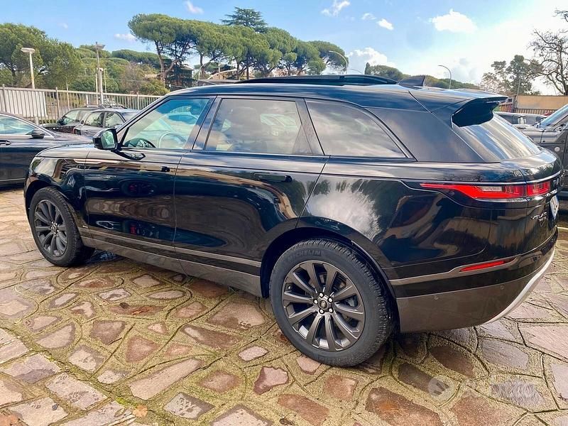 Usata Land Rover Range Rover Velar SE Dynamic 240 CV (176 kW) 2019 Nero SUV
