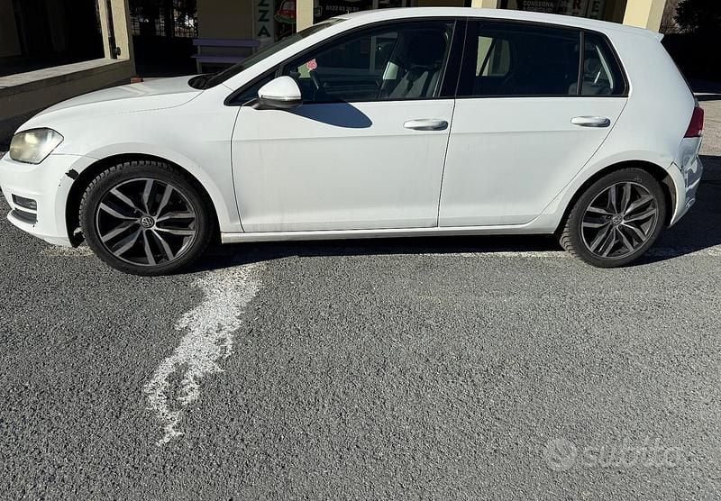 Usata VW Golf VII 150 CV (110 kW) 2014 Bianco Berlina