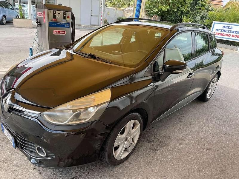 Usata Renault Clio GrandTour 90 CV (66 kW) 2016 Nero Station wagon