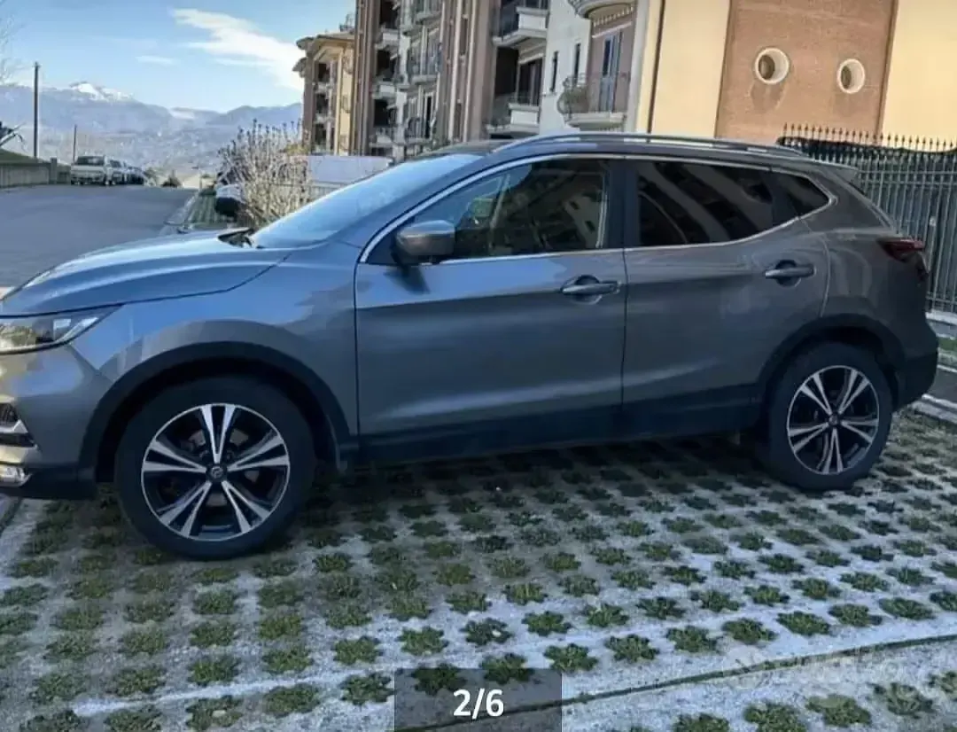 Usata Nissan Qashqai 110 CV (80 kW) 2018 Grigio SUV