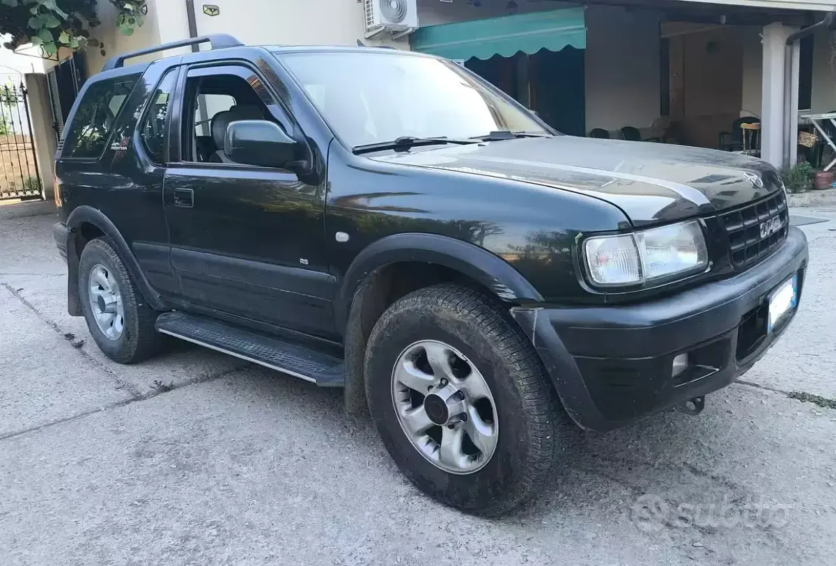 Usata Opel Frontera 115 CV (84 kW) 2001 Verde SUV