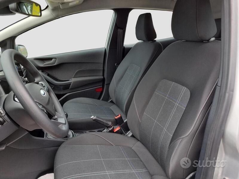 Usata Ford Fiesta 86 CV (63 kW) 2019 Grigio Utilitaria