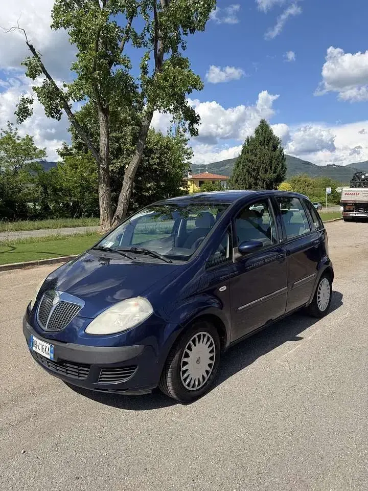 Usata Lancia Musa 95 CV (69 kW) 2007 Other Monovolume