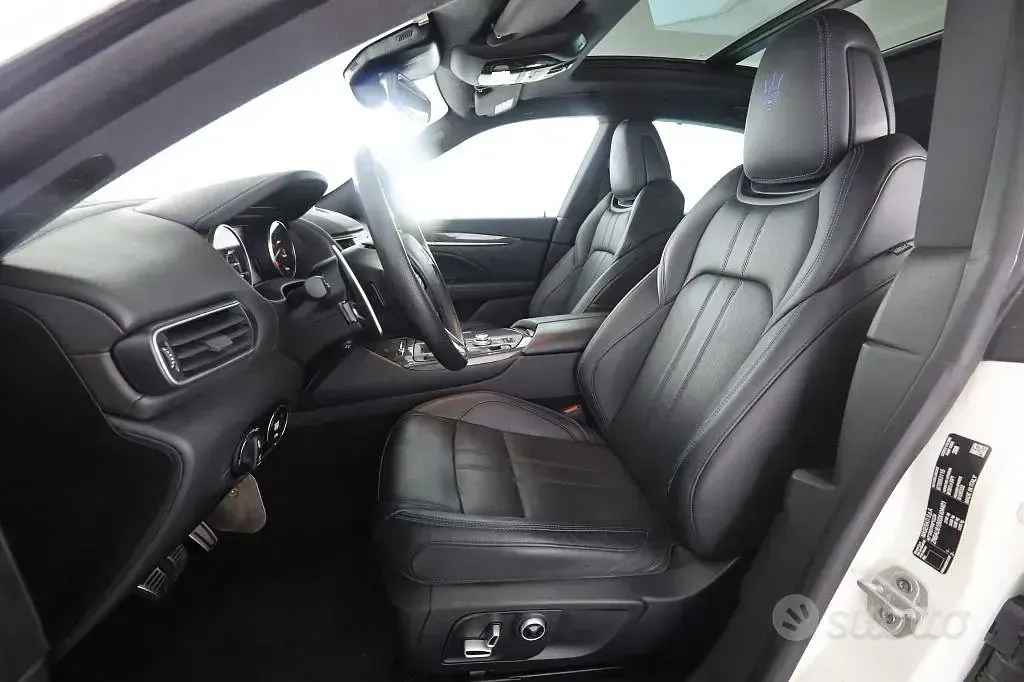 Usata Maserati Levante GT 330 CV (242 kW) 2023 Bianco SUV