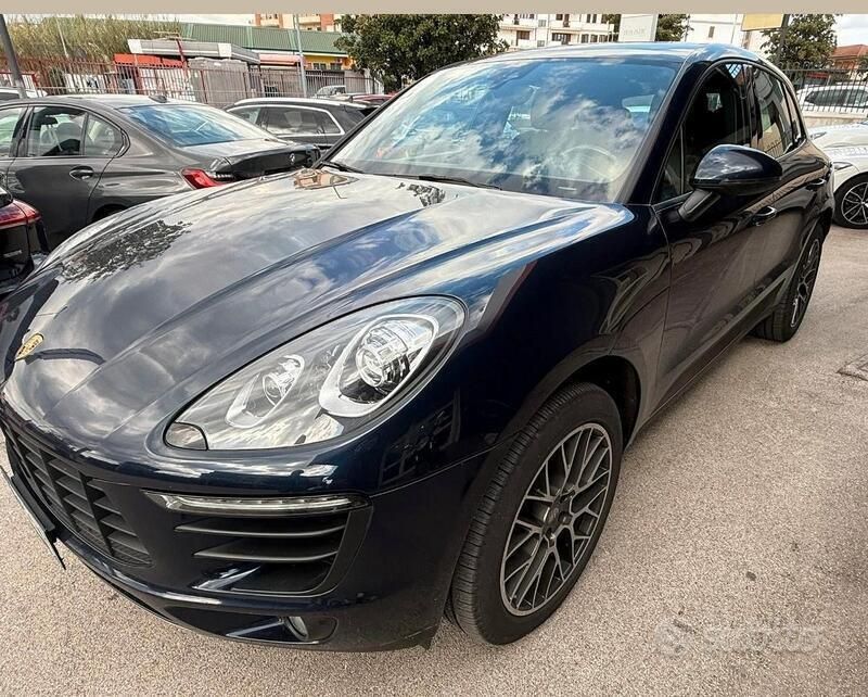 Usata Porsche Macan 252 CV (185 kW) 2018 Blu SUV