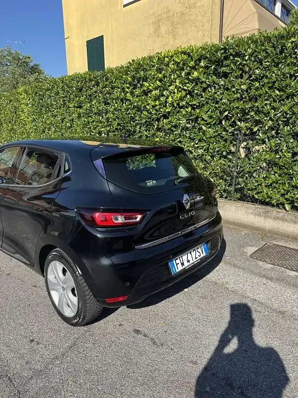 Usata Renault Clio IV Life 75 CV (55 kW) 2019 Nero Berlina