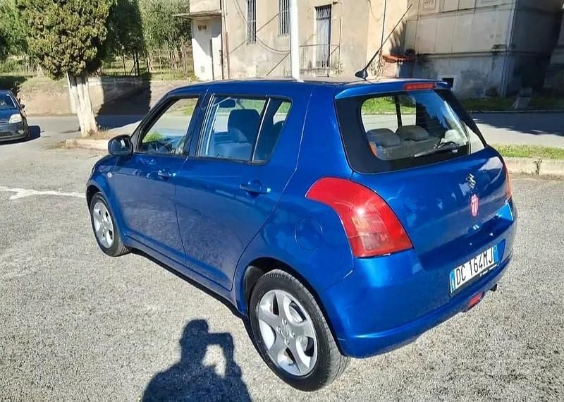 Usata Suzuki Swift 92 CV (67 kW) 2006 Blu Utilitaria
