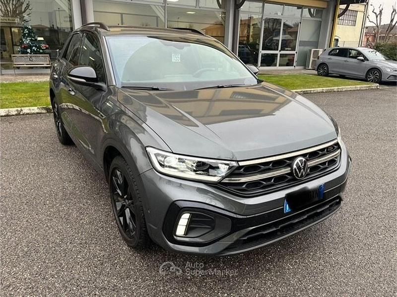 Usata VW T-Roc R-line 110 CV (80 kW) 2022 Nero SUV