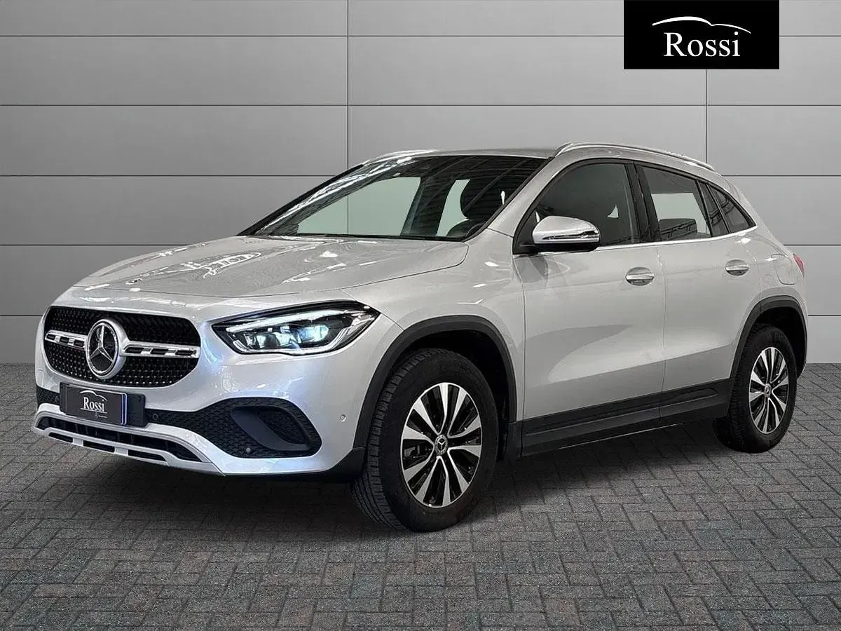 Usata Mercedes GLA250 160 CV (117 kW) 2021 SUV