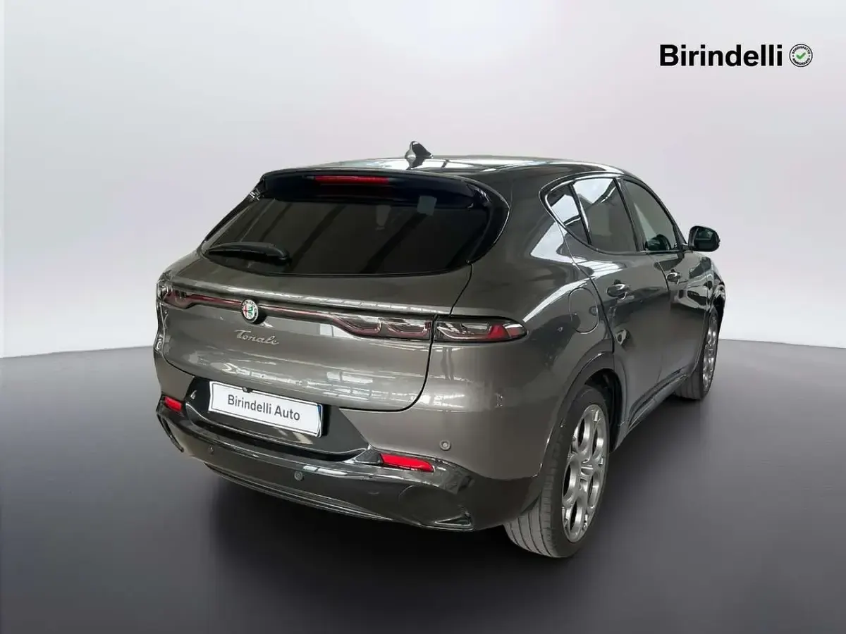 Usata Alfa Romeo Tonale Edizione Speciale 131 CV (96 kW) 2022 Grigio SUV