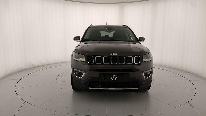 Usata Jeep Compass Limited 140 CV (102 kW) 2020 Grigio scuro met. SUV