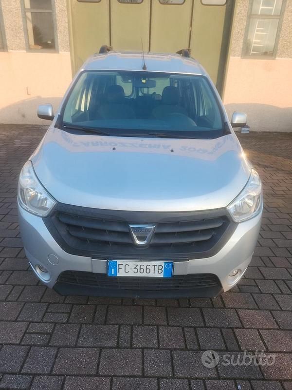 Grigio Usata 2016 Dacia Dokker Monovolume | 8900 € (Cara) - Immagine 1/4