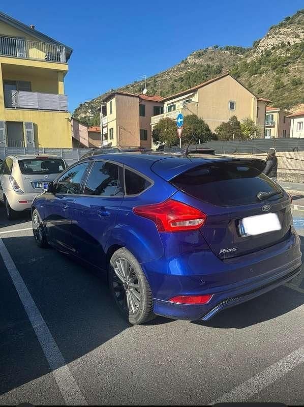 Usata Ford Focus ST-Line 120 CV (88 kW) 2018 Berlina