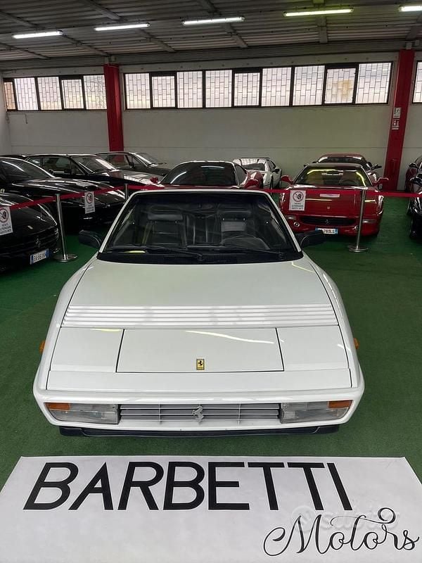 Usata Ferrari Mondial 295 CV (216 kW) 1990 Bianco Cabrio