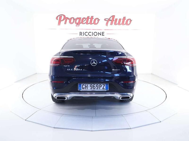 Usata Mercedes GLC200 Business 163 CV (119 kW) 2022 Cavansitblau SUV