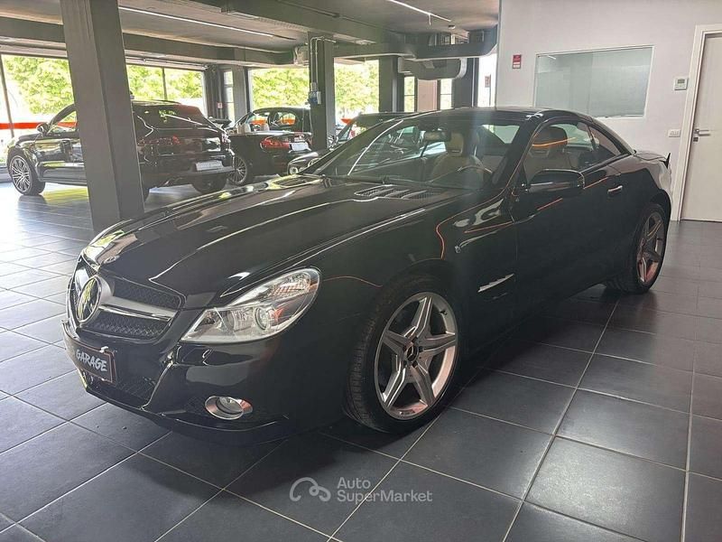 Usata Mercedes SL350 AMG 315 CV (231 kW) 2009 Nero Cabrio