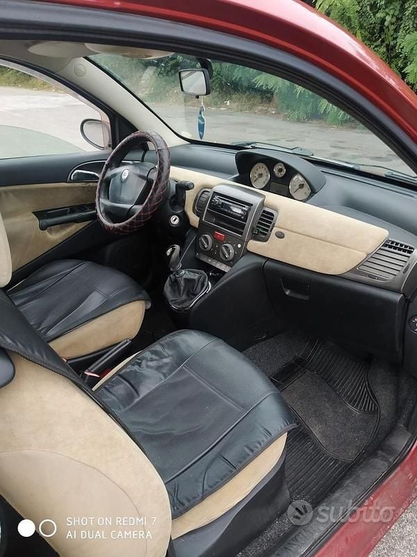 Usata Lancia Ypsilon 2005 Rosso Utilitaria