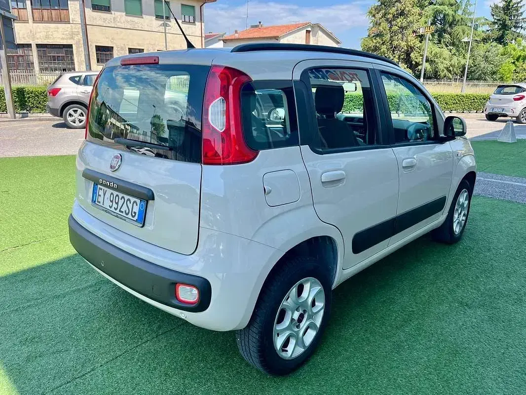 Usata Fiat Panda 84 CV (61 kW) 2015 Utilitaria