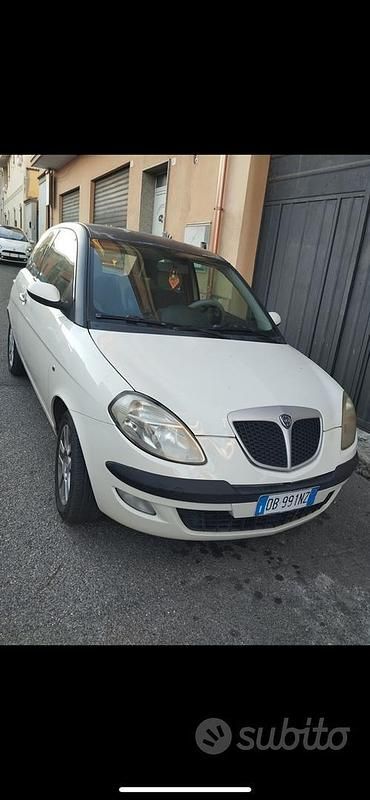 Usata Lancia Ypsilon 2006 Utilitaria