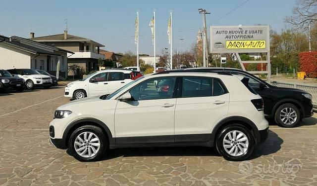 Usata VW T-Cross Style 95 CV (69 kW) 2022 Beige SUV