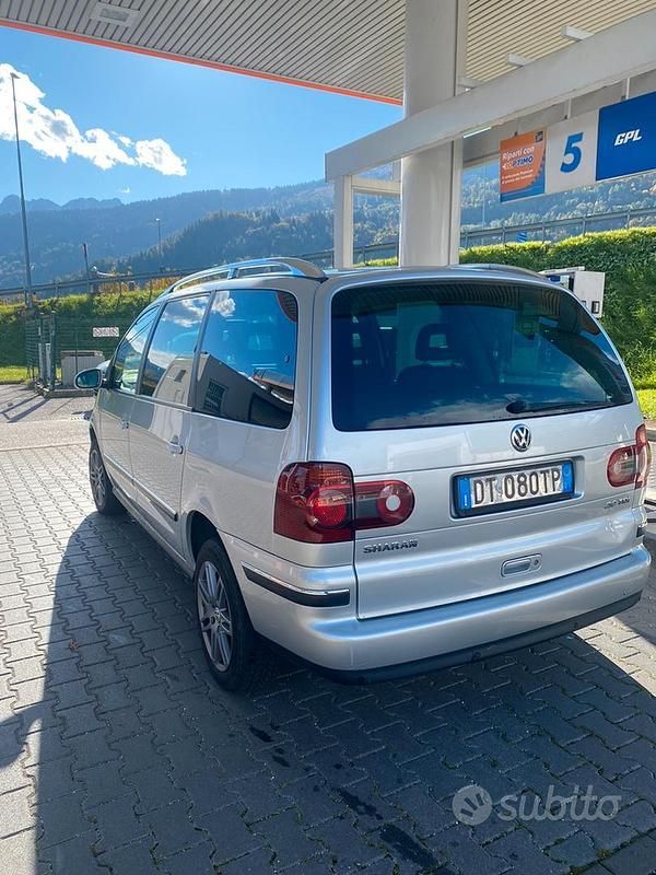 Usata VW Sharan Comfortline 140 CV (102 kW) 2008 Monovolume