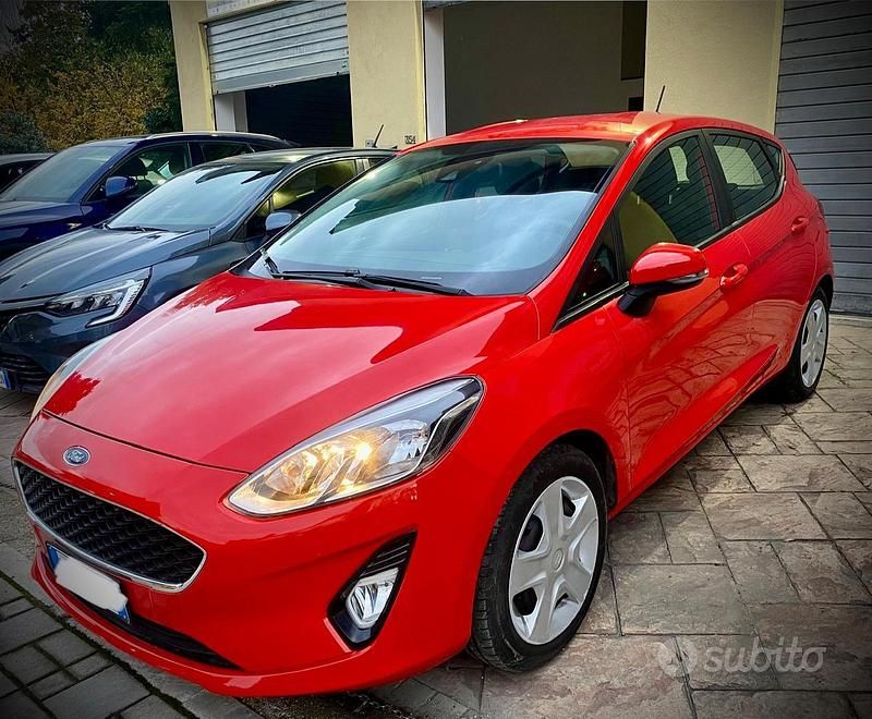 Rosso Usata 2019 Ford Fiesta Berlina | 8600 € (Ottimo prezzo) - Immagine 1/4