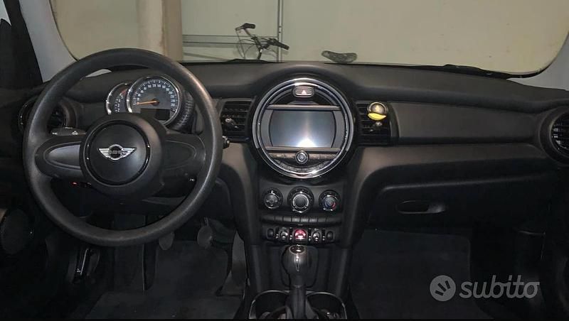 Begagnad Mini One D 116 HK (85 kW) 2015 Vit Halvkombi
