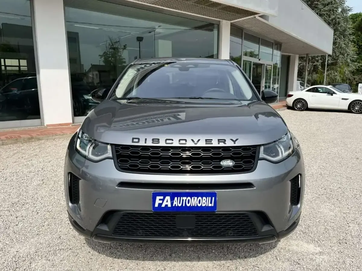 Usata Land Rover Discovery 5 SE 163 CV (119 kW) 2023 Grigio SUV