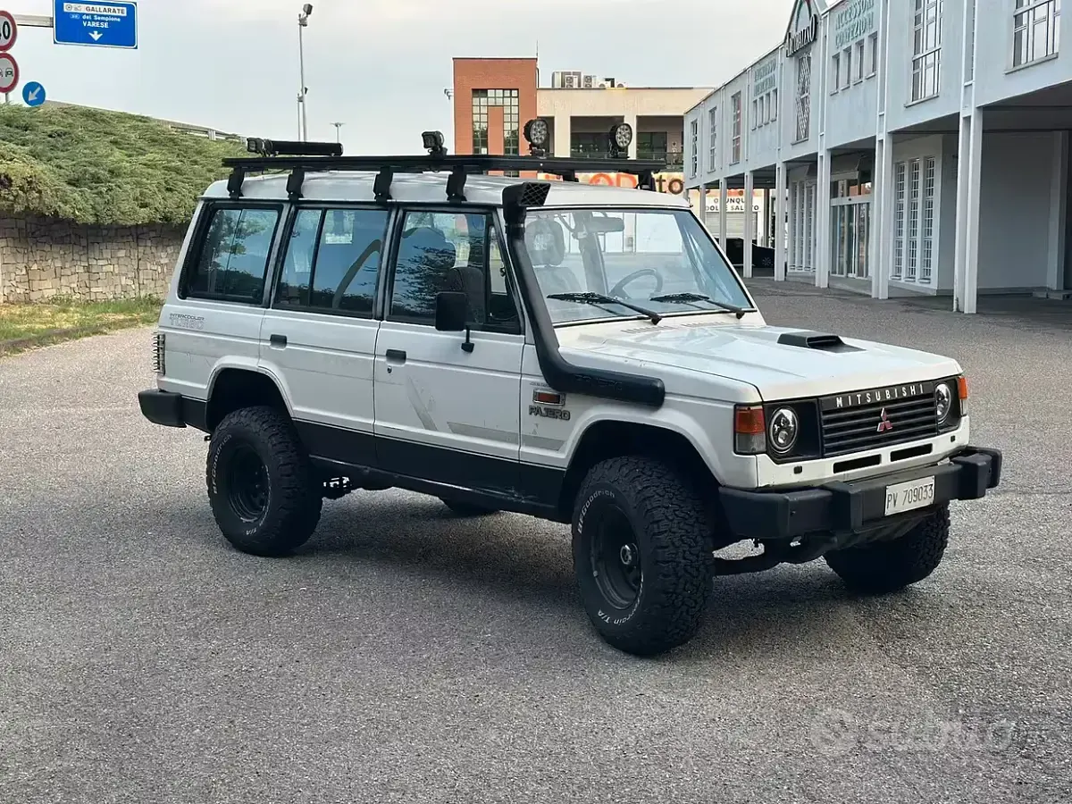 Usata Mitsubishi Pajero 95 CV (69 kW) 1989 Bianco SUV