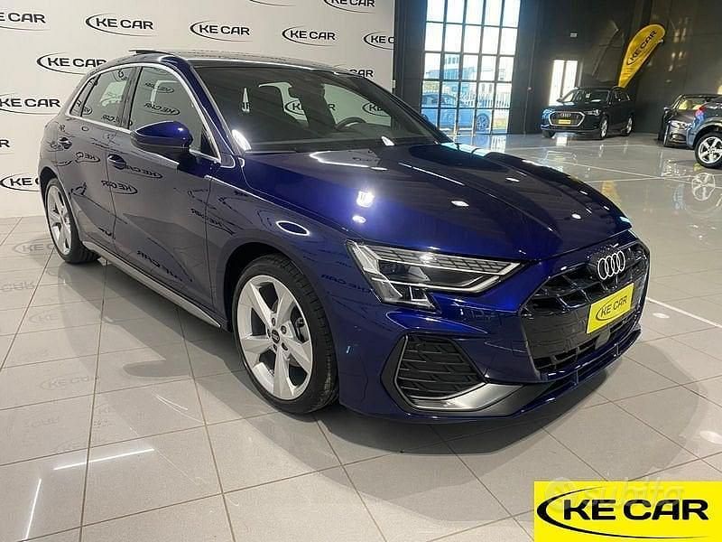 Usata Audi A3 S-Line 150 CV (110 kW) 2024 Blu Berlina