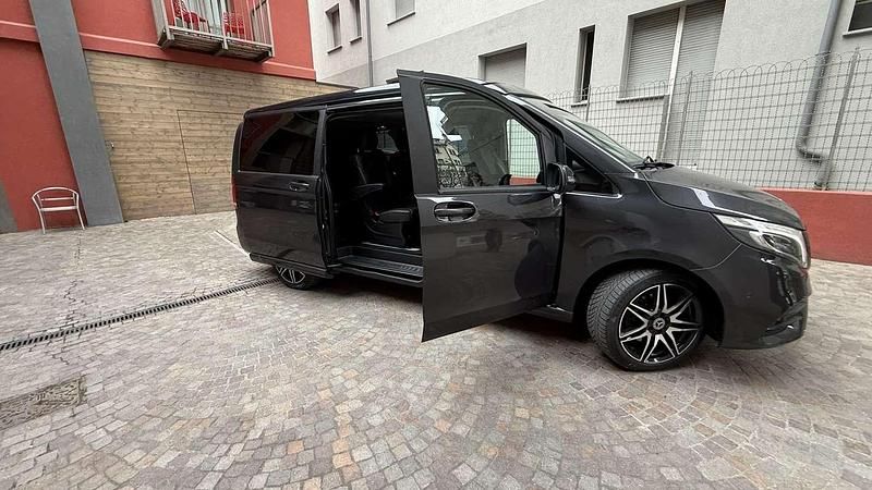 Usata Mercedes V300 Marco Polo 334 CV (245 kW) 2020 Nero Monovolume