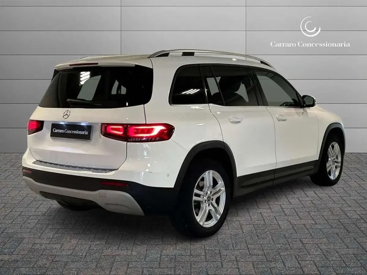Usata Mercedes GLB200 150 CV (110 kW) 2022 Bianco SUV