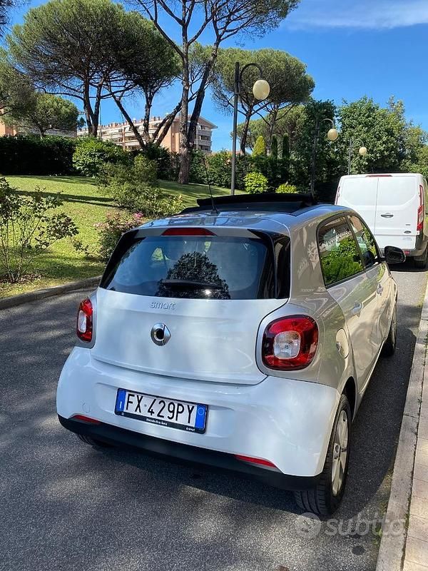 Usata Smart ForFour Passion 90 CV (66 kW) 2019 Bianco Utilitaria