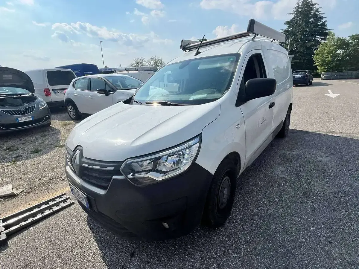 Usata Renault Kangoo 95 CV (69 kW) 2022 Bianco Monovolume