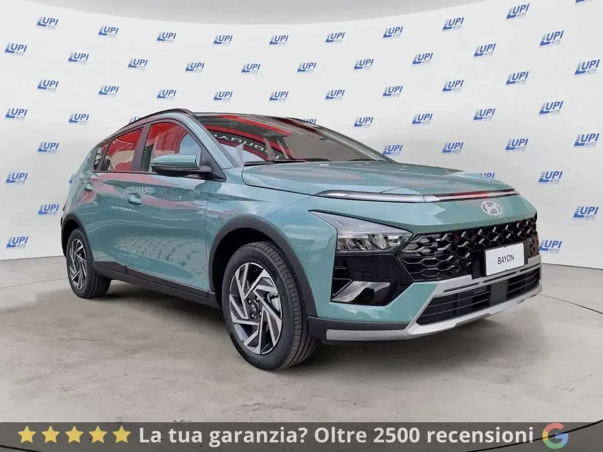 Nuova Hyundai Bayon 90 CV (66 kW) 2025 Verde SUV