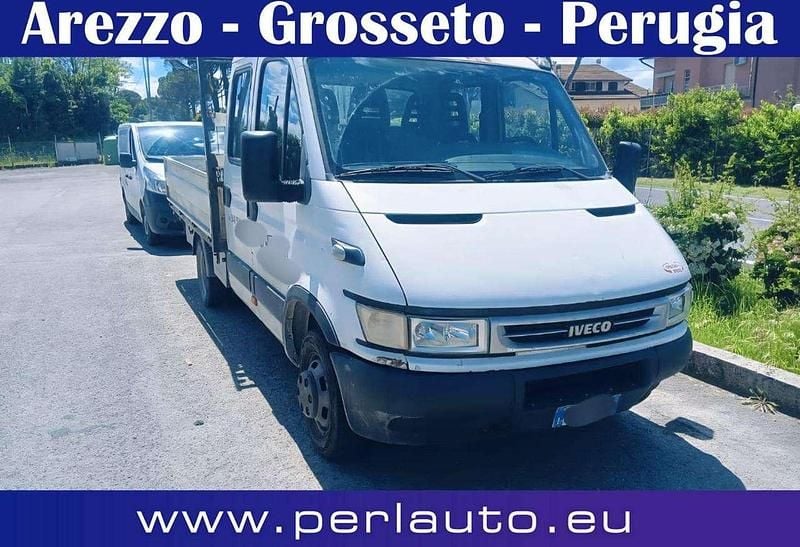 Bianco Usata 2006 Iveco Daily Furgone | 6800 € (Ottimo prezzo) - Immagine 1/4