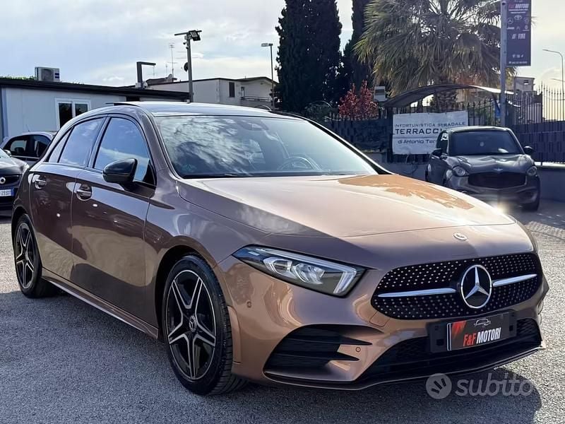 Usata Mercedes A200 Premium 150 CV (110 kW) 2022 Marrone Berlina