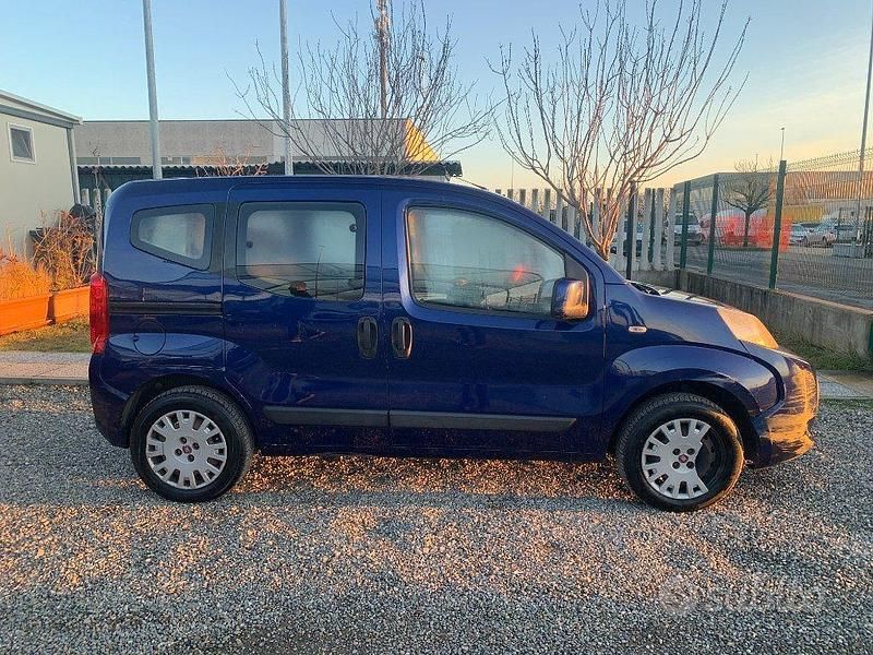 Usata Fiat Qubo Dynamic 77 CV (56 kW) 2010 Blu Monovolume