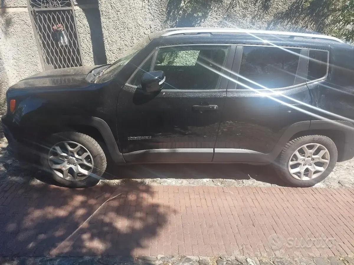 Usata Jeep Renegade 120 CV (88 kW) 2016 Nero SUV