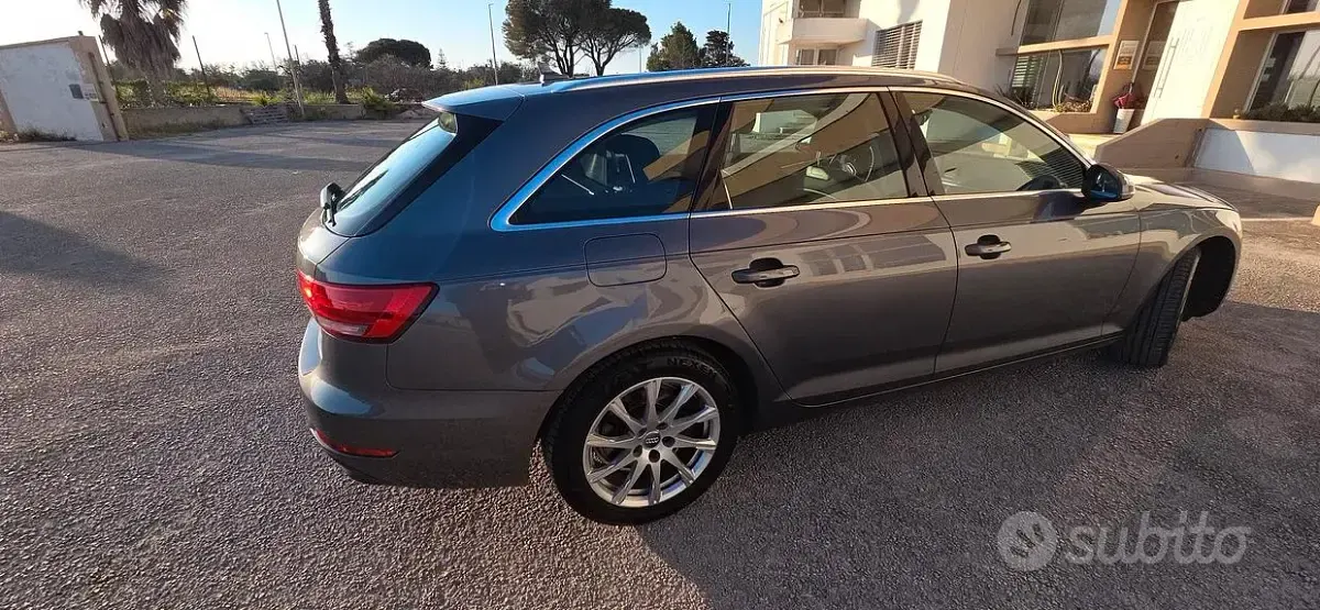 Usata Audi A4 150 CV (110 kW) 2017 Grigio Station wagon