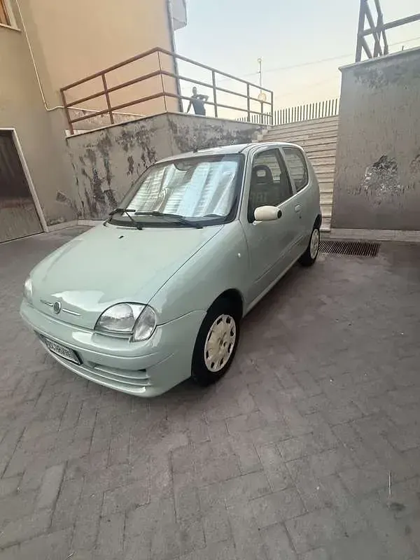 Usata Fiat 600 Anniversary 54 CV (39 kW) 2007 Utilitaria