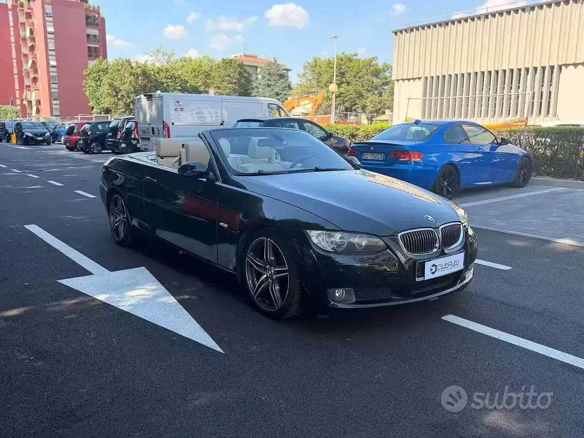 Usata BMW 325 Cabriolet Comfort Edition 218 CV (160 kW) 2008 Nero Cabrio
